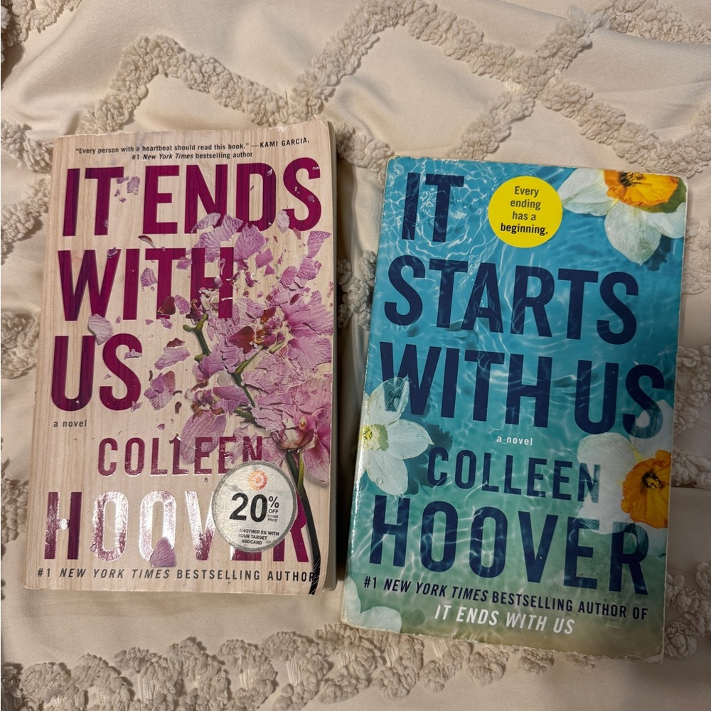 Colleen Hoover Book Set - It Starts With Us & It Ends With Us